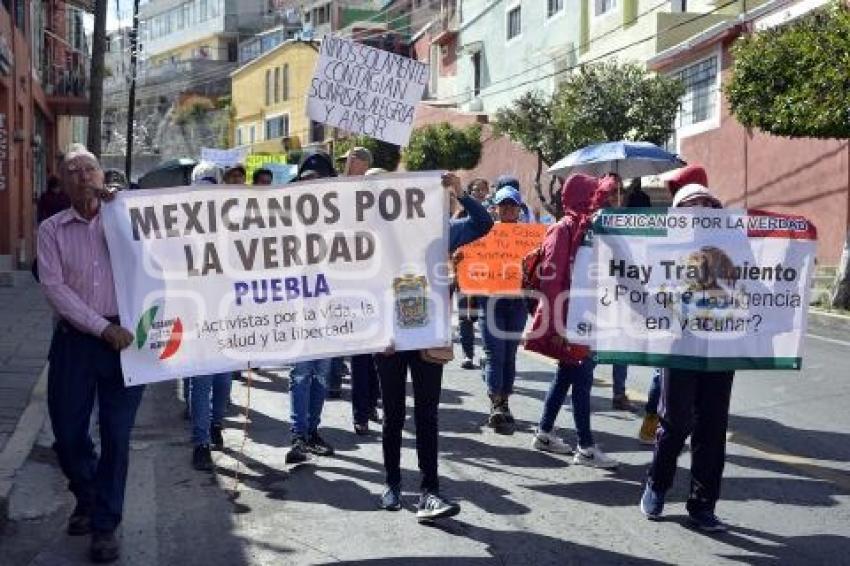 TLAXCALA . PROTESTA CERTIFICADO VACUNACIÓN