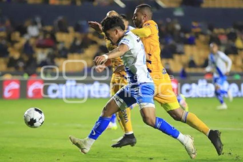 FÚTBOL . TIGRES VS PUEBLA