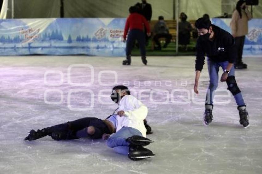 PISTA DE HIELO . ESTRELLA DE PUEBLA