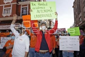 MANIFESTACIÓN . UDLAP