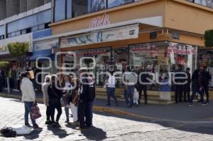 TEHUACÁN . MANIFESTACIÓN COMERCIANTES