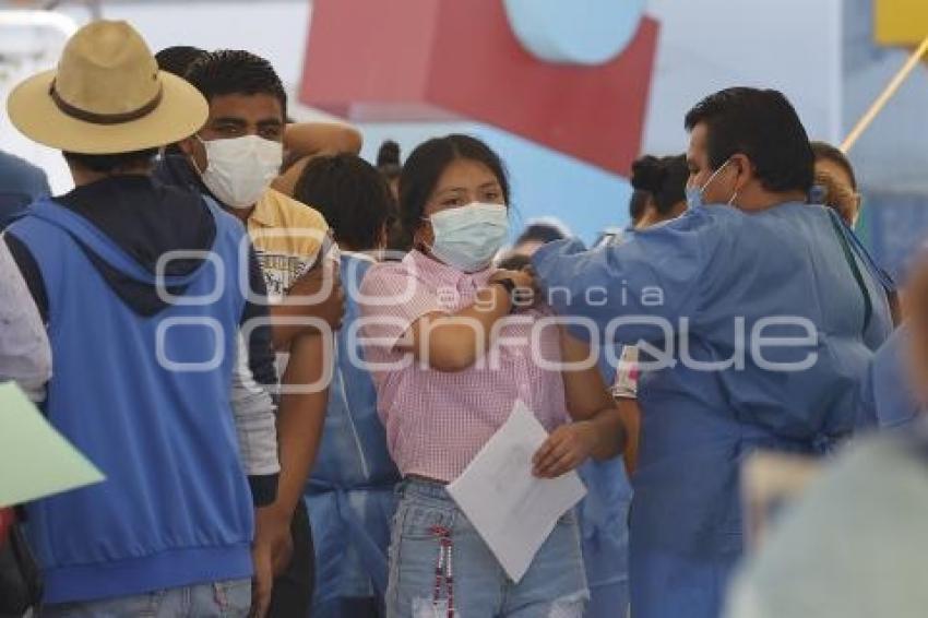 VACUNA COVID-19 . HOSPITAL NIÑO POBLANO