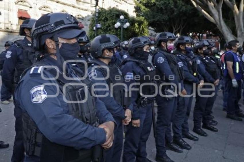 POLICÍA . RIÑA DE AMBULANTES