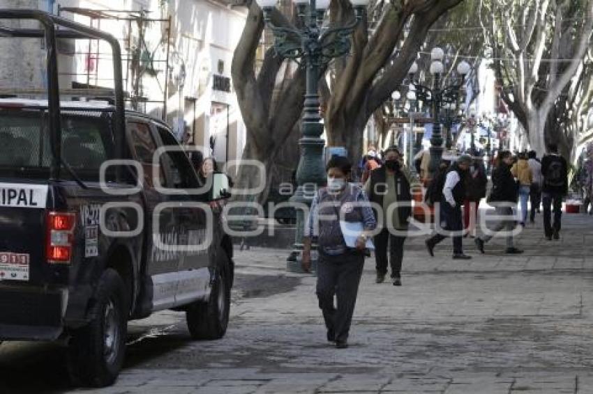 POLICÍA MUNICIPAL . 5 DE MAYO