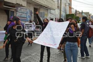 TEHUACÁN . PROTESTA FEMINICIDIOS