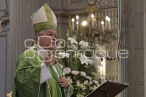 CATEDRAL . MISA