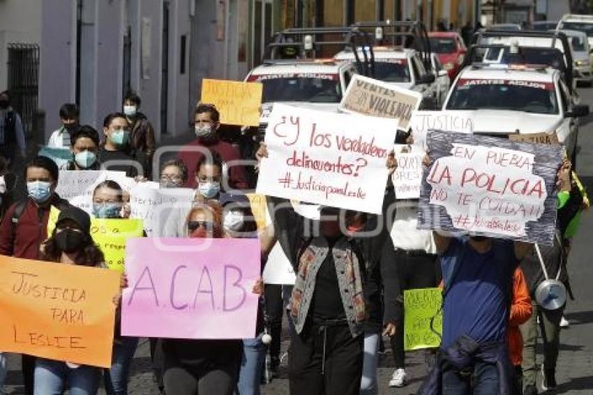 PROTESTA . CASO LESLIE