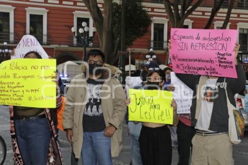 PROTESTA . CASO LESLIE