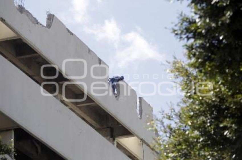 DEMOLICIÓN . HOSPITAL SAN ALEJANDRO