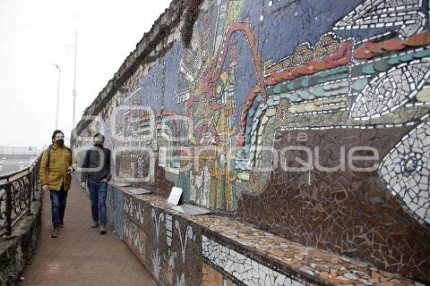 ZACATLÁN . VITROMURAL