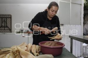 ELABORACIÓN DE TAMALES