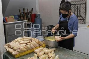 ELABORACIÓN DE TAMALES