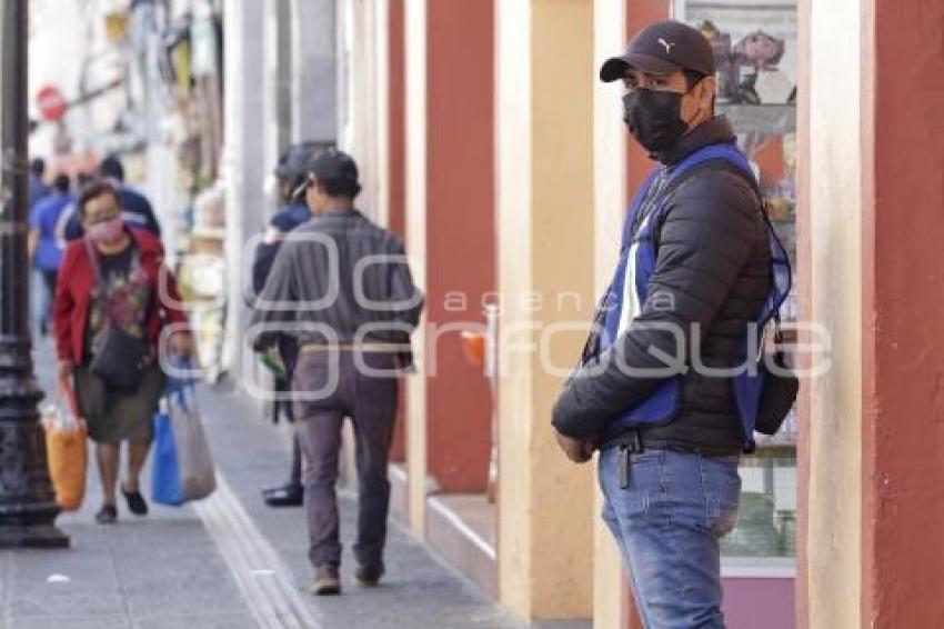 OPERATIVO POLICIACO . 6 ORIENTE