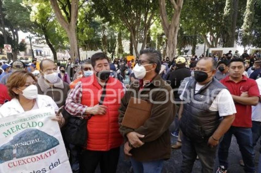 PROTESTA . MERCADO 5 DE MAYO