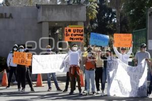 MANIFESTACIÓN . UDLAP