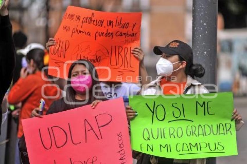 TLAXCALA . MANIFESTACION UDLAP