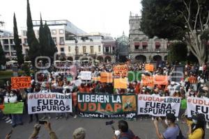 MARCHA COMUNIDAD UDLAP