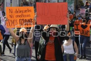 MARCHA COMUNIDAD UDLAP