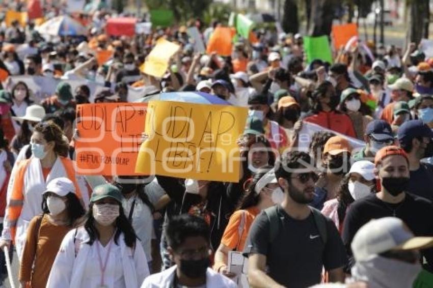 MARCHA COMUNIDAD UDLAP