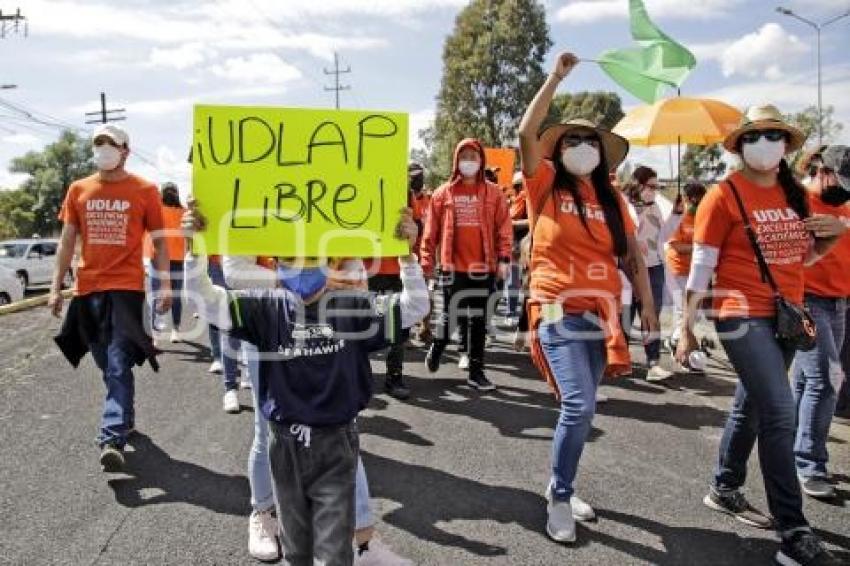 MARCHA COMUNIDAD UDLAP