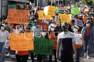 MARCHA COMUNIDAD UDLAP