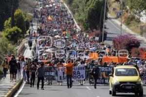 MARCHA COMUNIDAD UDLAP