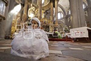 CATEDRAL . MISA