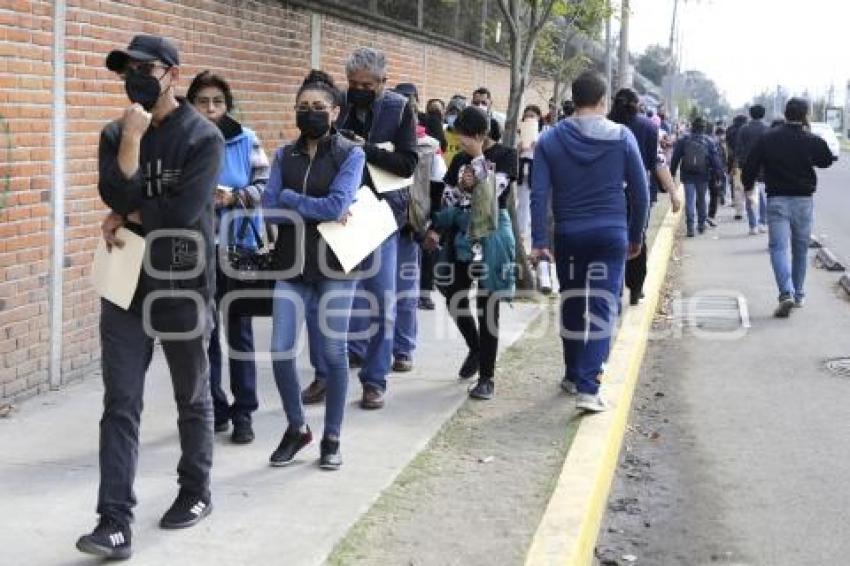 VACUNA COVID-19 . HOSPITAL NIÑO POBLANO