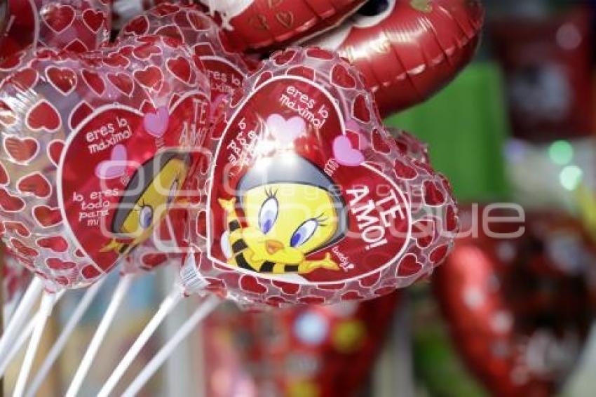 14 DE FEBRERO . GLOBOS