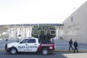 CHOLULA . BLOQUEO DE TRANSPORTISTAS