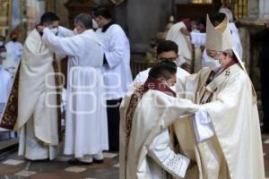 RELIGIÓN . ORDENACIÓN SACERDOTAL