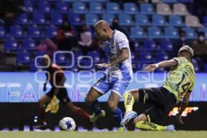 FÚTBOL . CLUB PUEBLA VS ATLAS