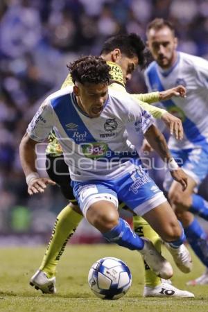 FÚTBOL . CLUB PUEBLA VS ATLAS