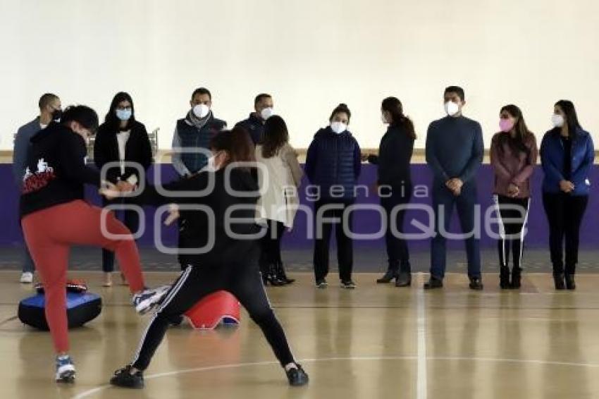 AYUNTAMIENTO . TALLERES AUTODEFENSA