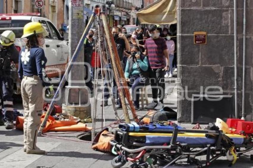 SEGURIDAD . ALCANTARILLA SIN TAPA