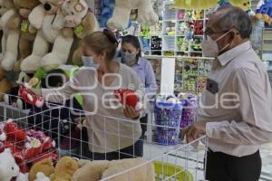 SAN VALENTÍN . REGALOS