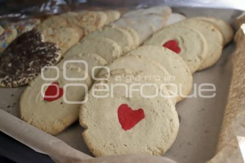 SAN VALENTÍN . PANES AMOR Y AMISTAD