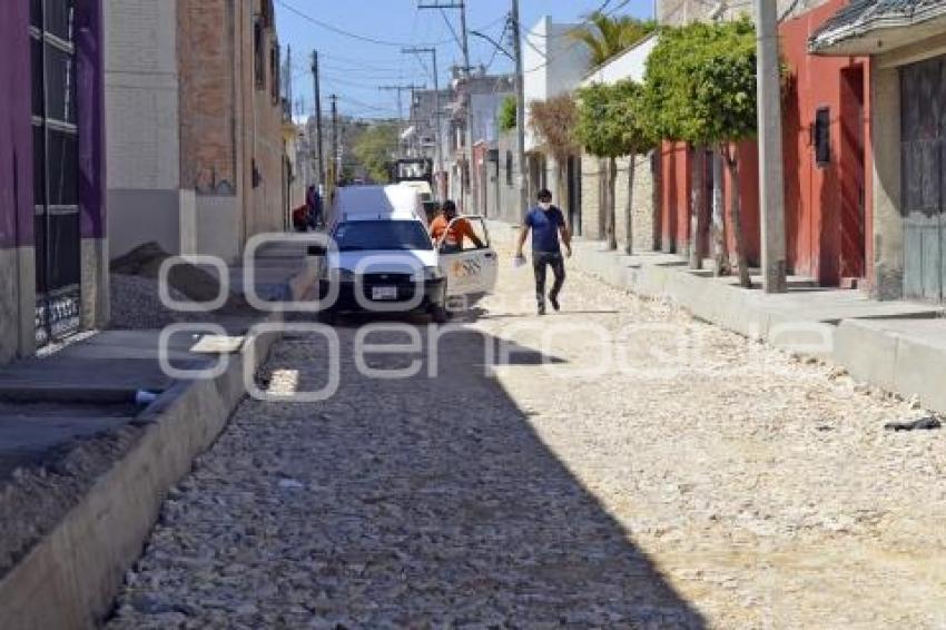 TEHUACÁN . PAVIMENTACIÓN CALLES