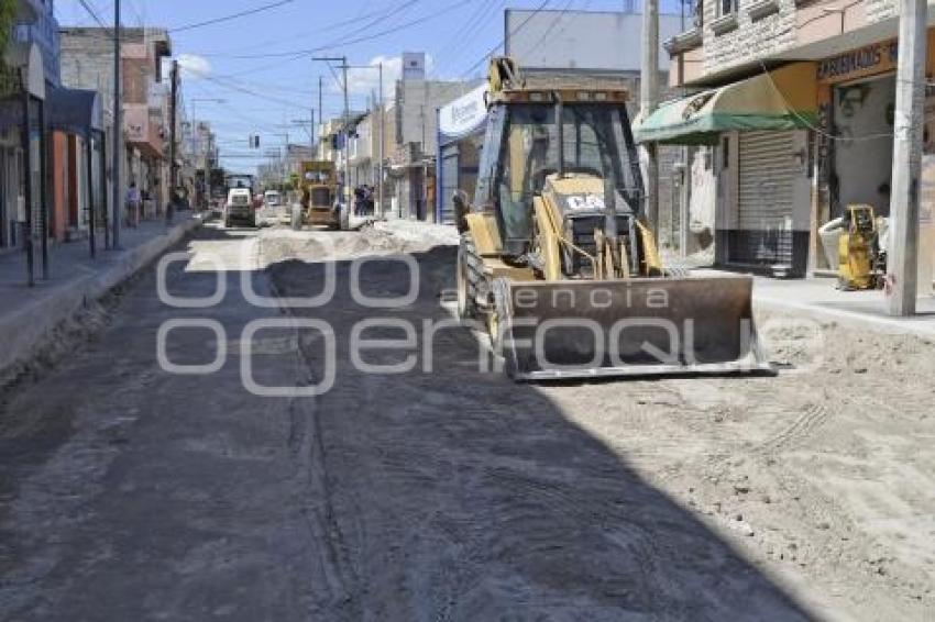 TEHUACÁN . PAVIMENTACIÓN CALLES