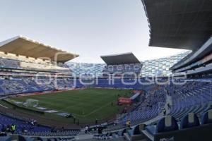FÚTBOL . CLUB PUEBLA VS MONTERREY