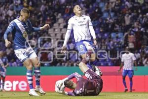 FÚTBOL . CLUB PUEBLA VS MONTERREY