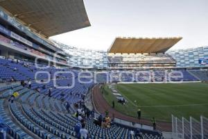 FÚTBOL . CLUB PUEBLA VS MONTERREY