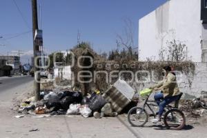 MEDIO AMBIENTE . BASURA