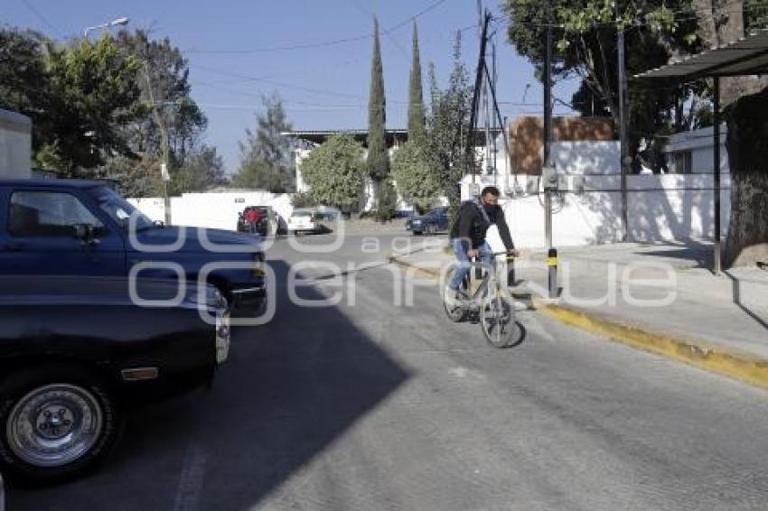 RASTRO MUNICIPAL . RELAMINADO