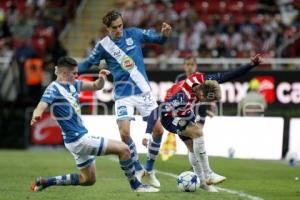 FÚTBOL . CHIVAS VS CLUB PUEBLA