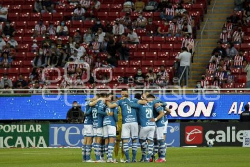 FÚTBOL . CHIVAS VS  CLUB PUEBLA