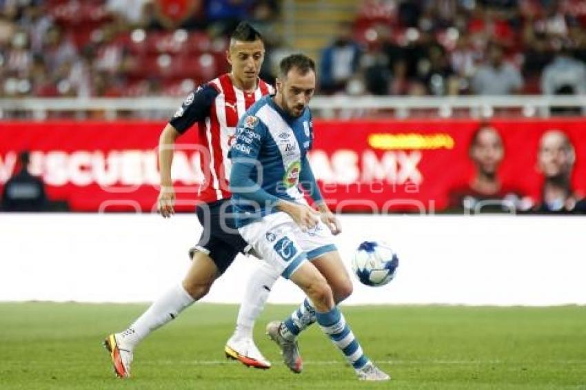 FÚTBOL . CHIVAS VS CLUB PUEBLA