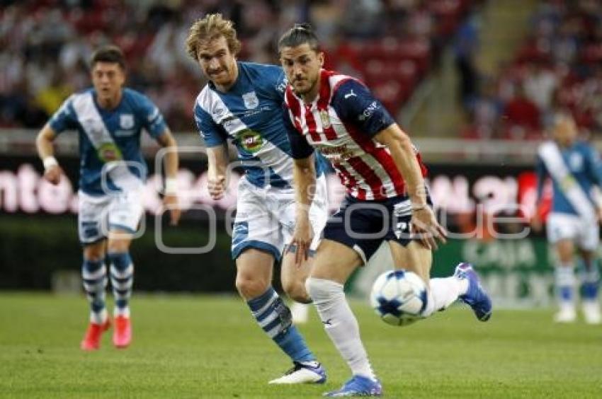 FÚTBOL . CHIVAS VS  CLUB PUEBLA