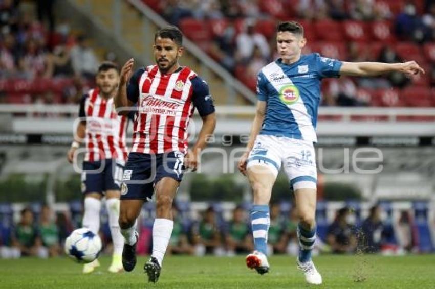 FÚTBOL . CHIVAS VS CLUB PUEBLA