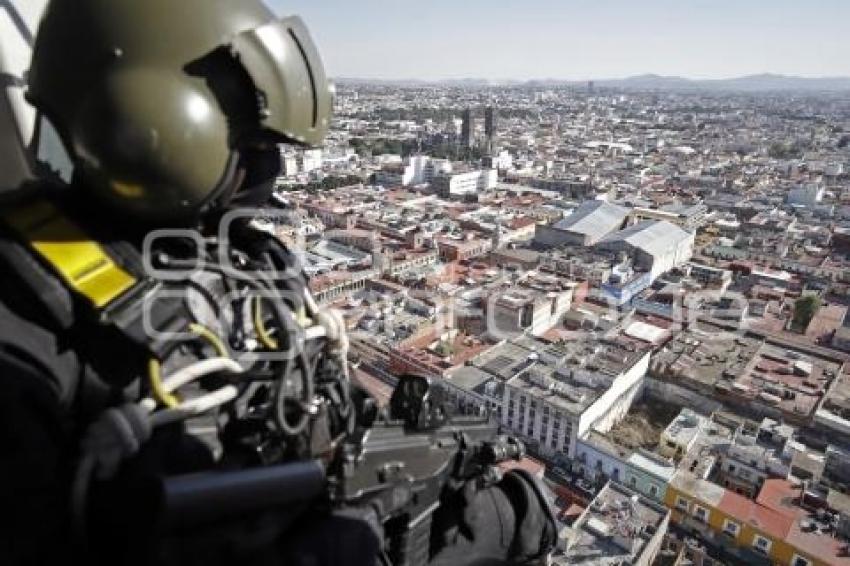 SEGURIDAD . PATRULLAJE HELICÓPTERO